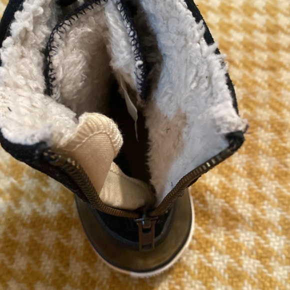 Converse Faux Fur High Tops - Picture 7 of 11
